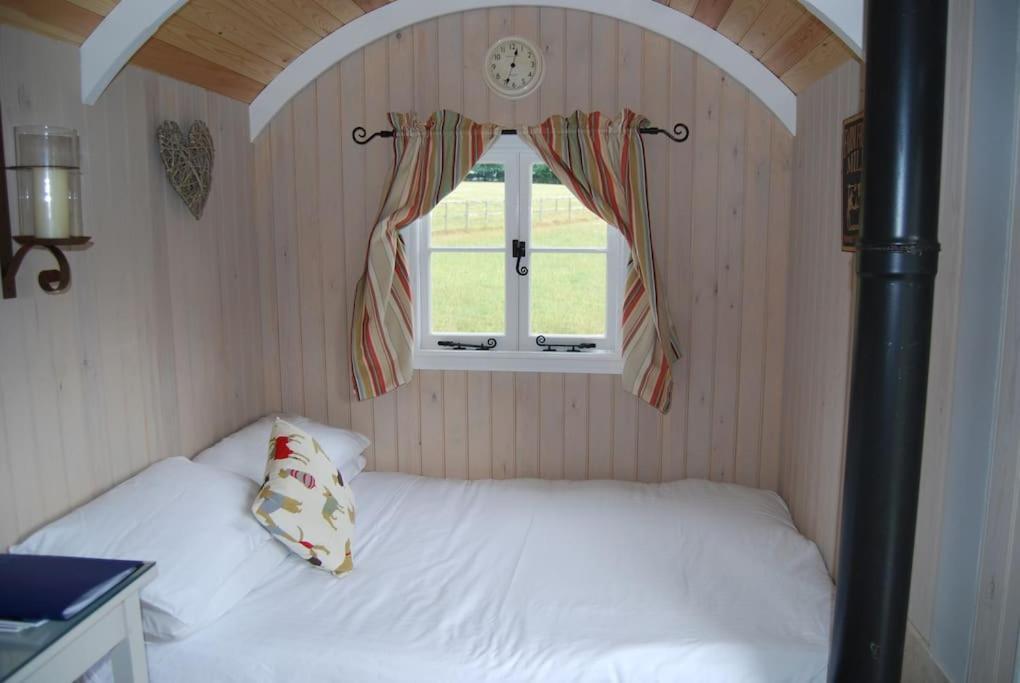 Skylark Shepherds Hut Royal Tunbridge Wells Εξωτερικό φωτογραφία