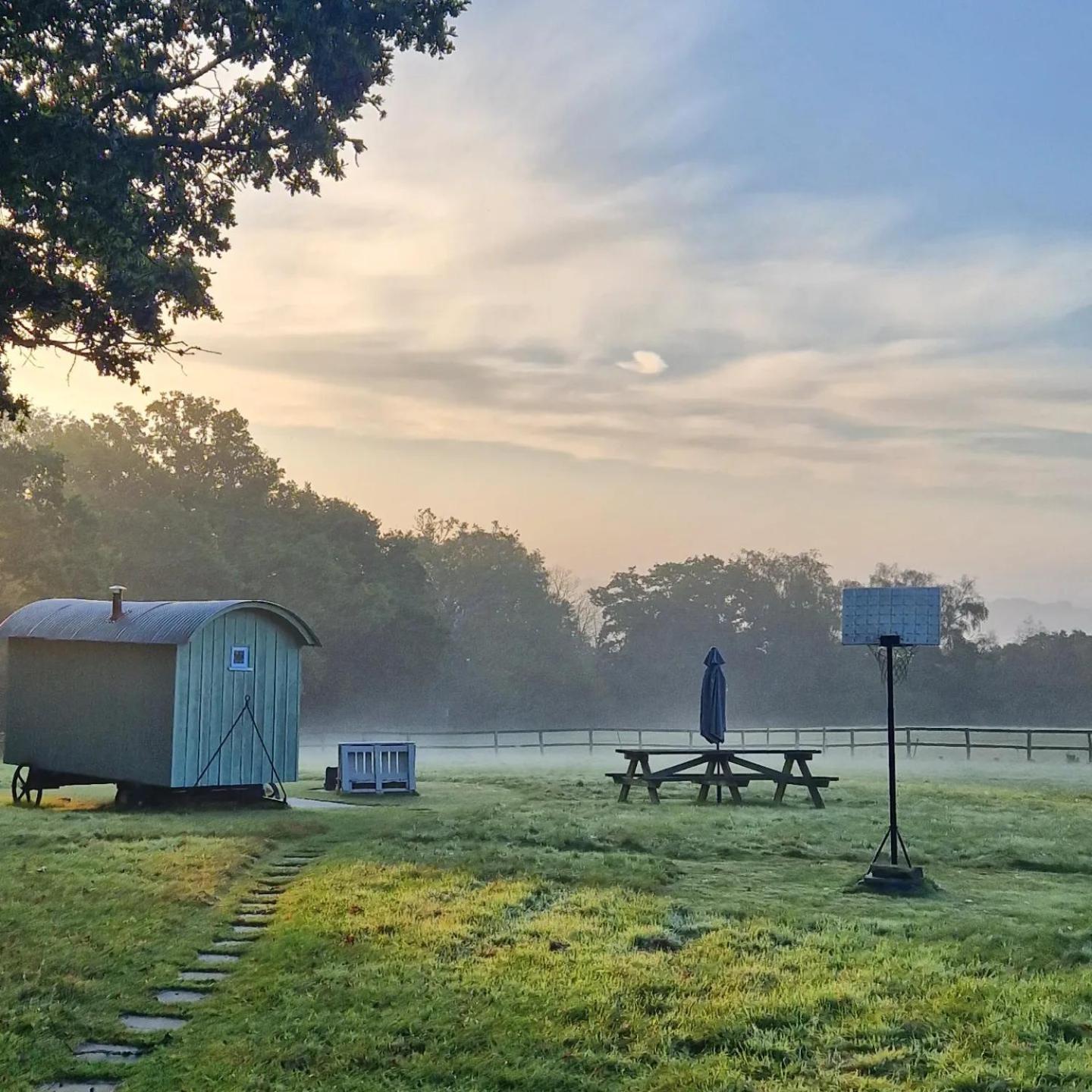 Skylark Shepherds Hut Royal Tunbridge Wells Εξωτερικό φωτογραφία